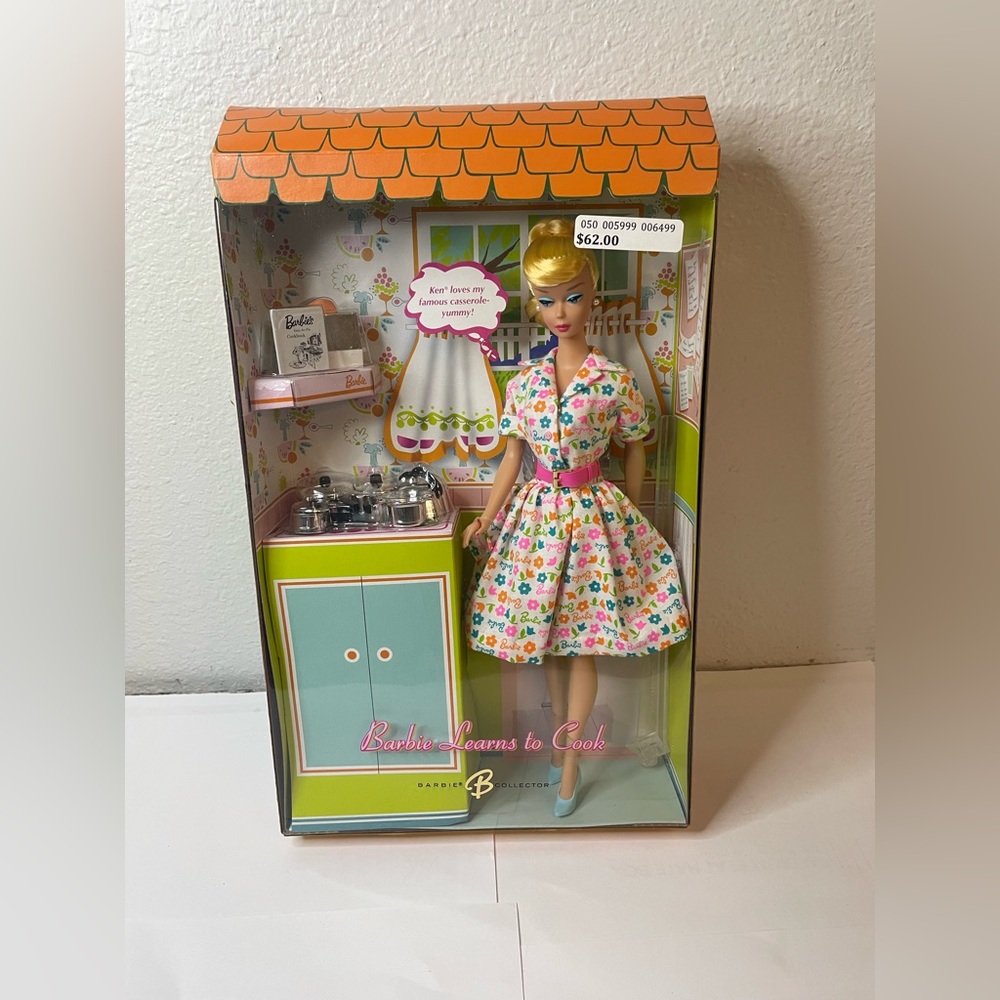 2006 Barbie learns to cook
